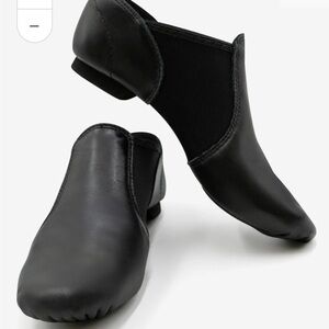 Women's Capezio EJ Jazz Shoes Carmel & Black colors available